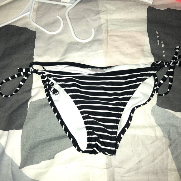 target striped bikini top
